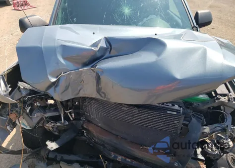 2010 Mercury Mariner из США, поврежденный, VIN 4M2CN9BGXAKJ27304